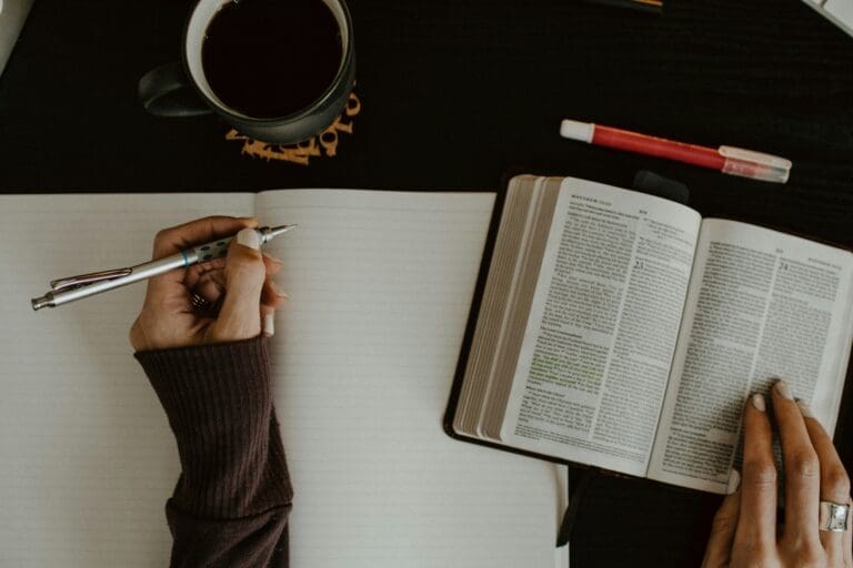 8  Bible Verses on Financial Wisdom