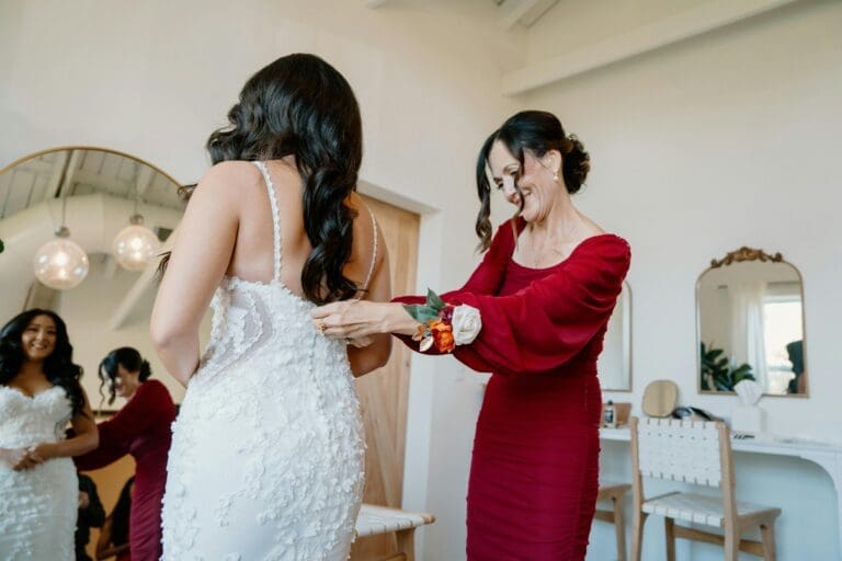 5 Do’s and Don’ts for Choosing the Perfect Mother of the Bride Dress