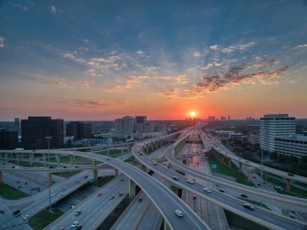 5 Essential Tips for Getting Around Dallas Easily