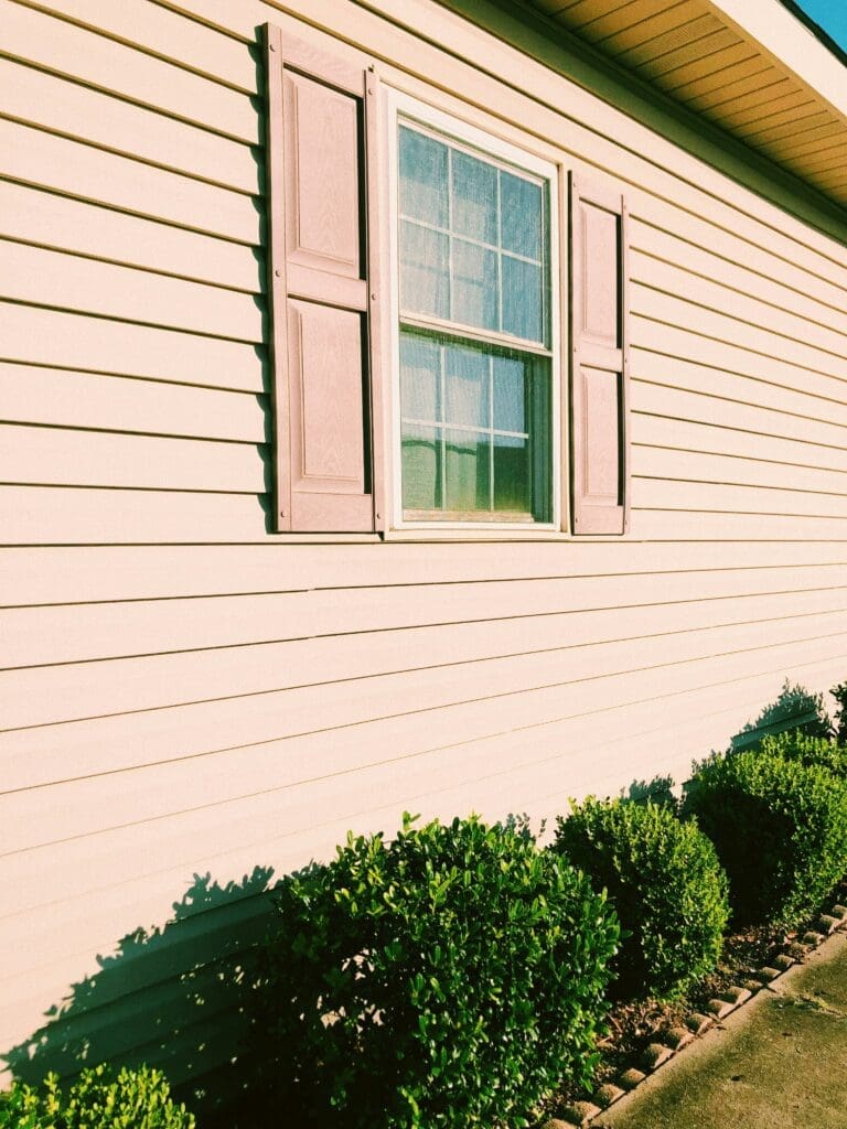 Smart Choices: A Comprehensive Guide to Home Siding Options