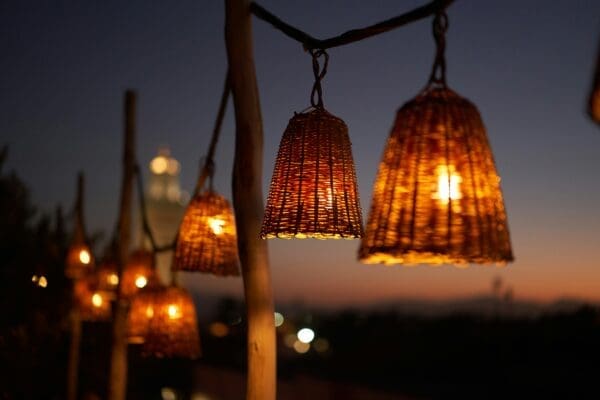 DIY Outdoor Lighting for Magical Evenings and a Garden to Match