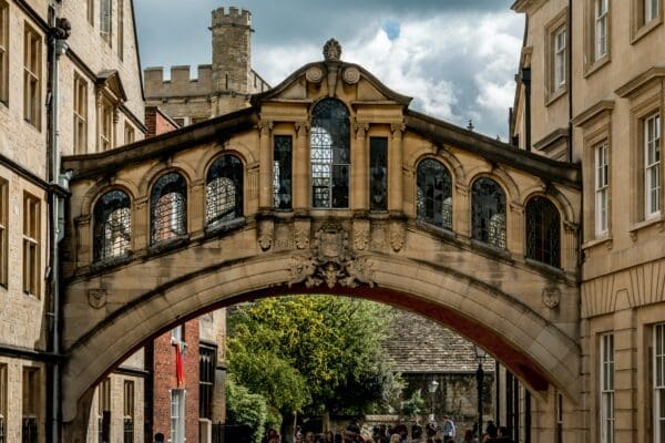 9 Tips for Creating a Magical Oxford Adventure Your Kids Will Never Forget
