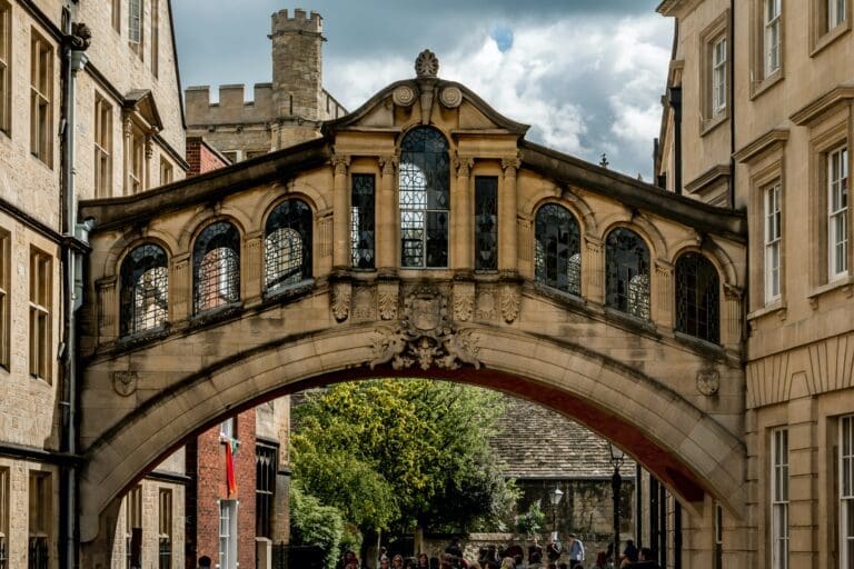 9 Tips for Creating a Magical Oxford Adventure Your Kids Will Never Forget