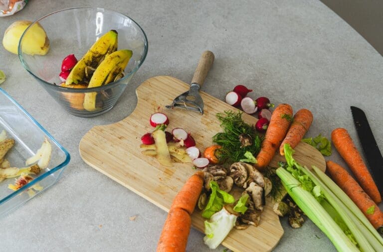 Cut Down On Kitchen Waste With These Smart Tips