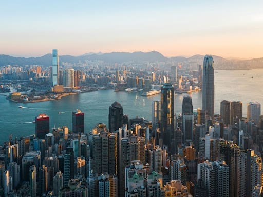 Hands-Free in Hong Kong: How Bounce Lets Travelers Explore the World Without the Weight