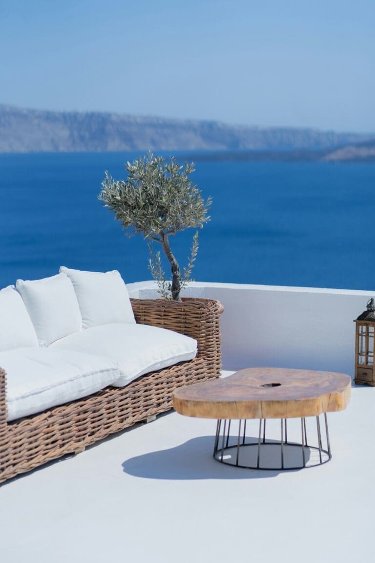 Creating a Lounge-Worthy Outdoor Space With the Right Sofa