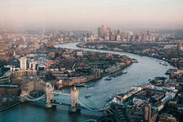 A First-Timer's Easy Guide to Seeing London Beyond the Tourist Traps