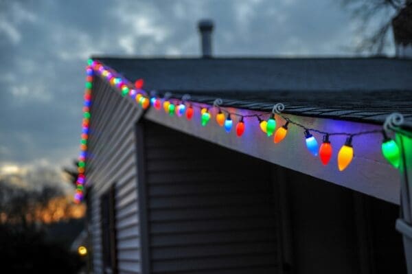 Creative Outdoor Holiday Lighting Ideas to Brighten Your Home