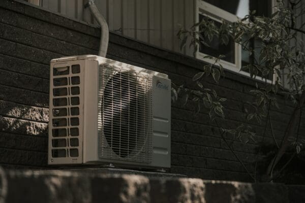 How Weather Affects Your Air Conditioner's Performance