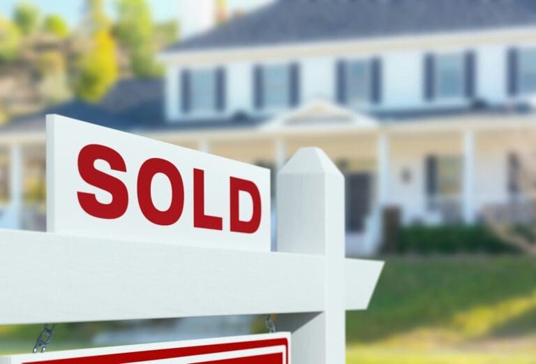 The Benefits of Using a Real Estate Advisor vs. Selling on Your Own