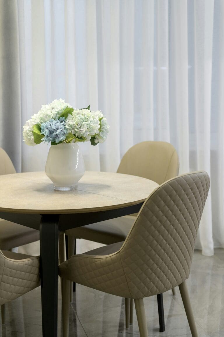 Original Ideas for Interior Design with Flowers