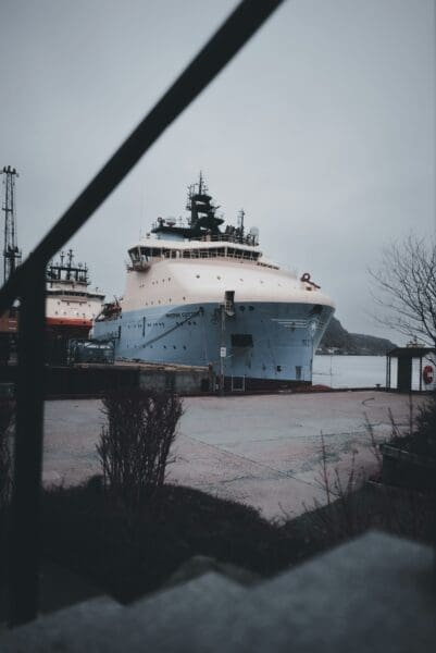 How to Choose the Right Bunker Supplier: What Shipowners Really Need to Look At