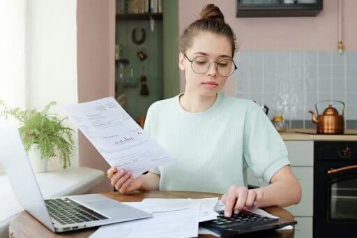 How Small Business Owners Can Save on Energy Bills