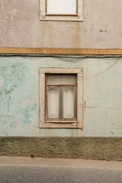 Common Causes of Cracked Windows and How to Prevent Them