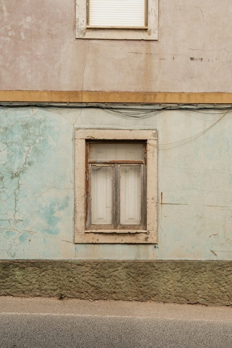 Common Causes of Cracked Windows and How to Prevent Them