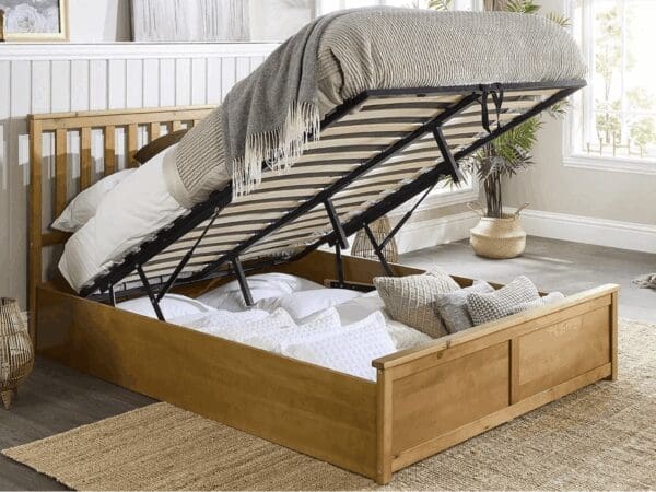 How to Create a Stunning Small Bedroom on a Tiny Budget: A Money-Saving Guide