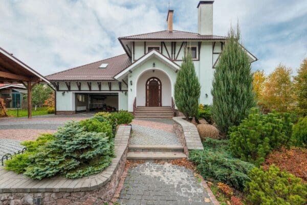 How to Improve Your Home’s Curb Appeal with Exterior Upgrades