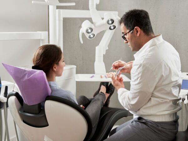 4 Steps Involved In The Dental Implant Process