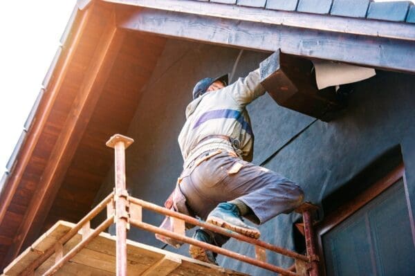 Ways Roofing near Me Inspect Areas That Are Hard to Access