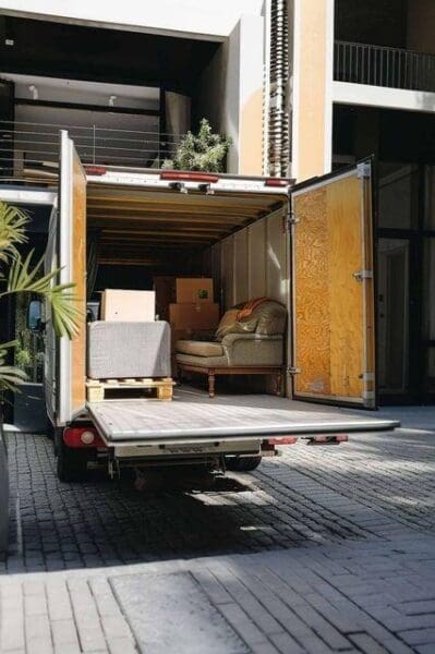 How to Choose a Company for a Long-Distance Move in California?