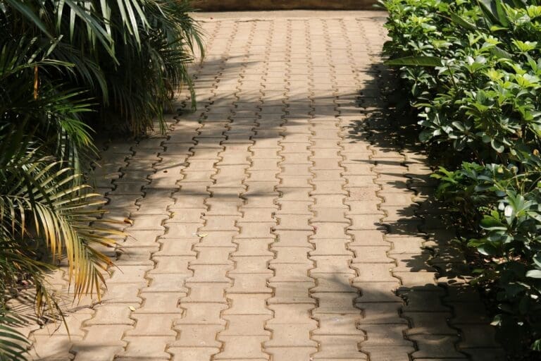 A Comprehensive Guide to Choosing the Right Interlocking Pavers