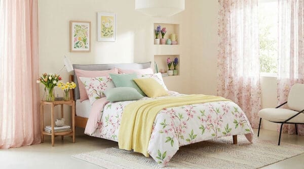 Woven Dreams: How the Right Fabrics Shape Your Bedroom’s Vibe