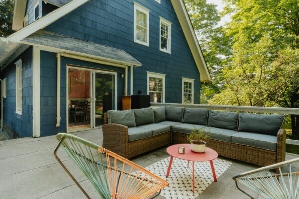Why More Homeowners Are Investing in Outdoor Living Spaces
