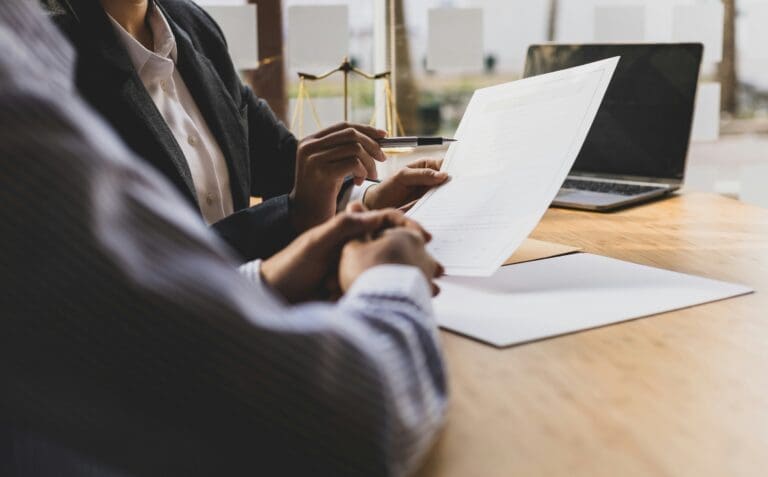 Top 4 Divorce Law Firms in the UAE: A Practical Guide for Expats and Residents