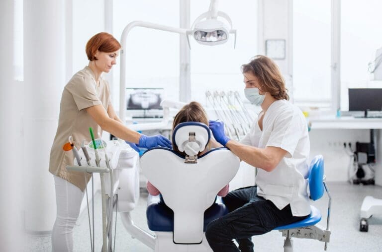 4 Long Term Benefits Of Investing In Dental Implants