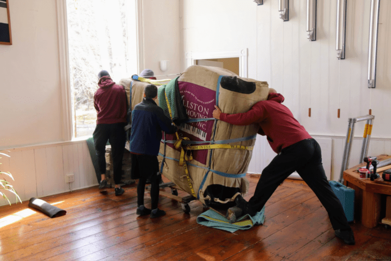 7 Reasons Professional Movers Are Worth Every Dollar